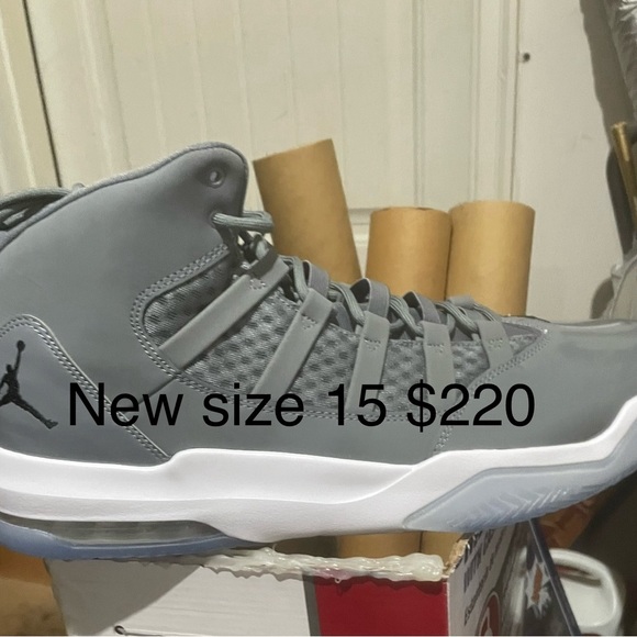 Men size 15 shoes - Picture 2 of 5